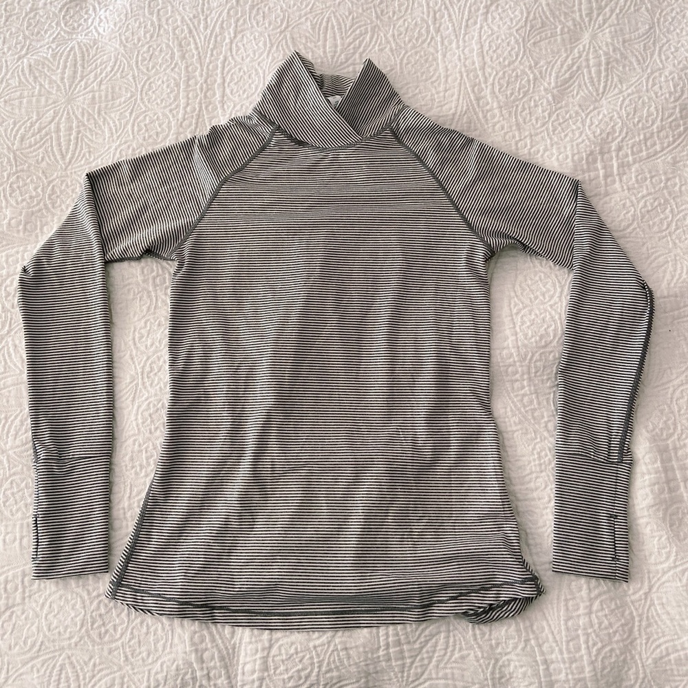 NWT Lululemon Mock Neck Rulu Longsleeve Pu…